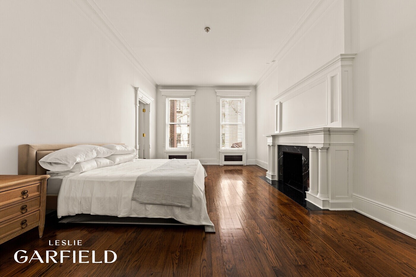 9 E 63RD Street