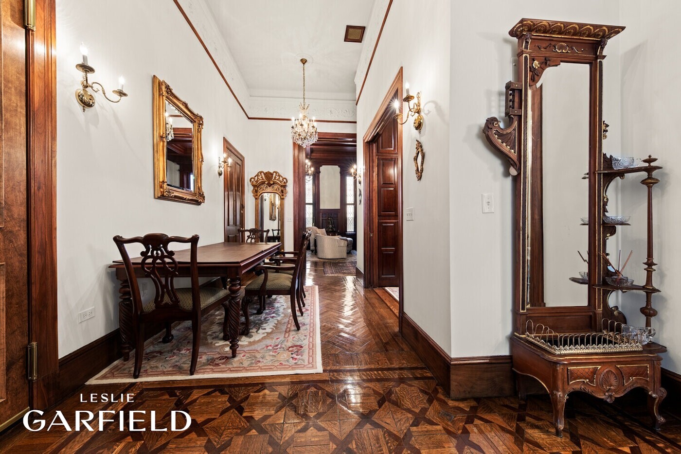 9 E 63RD Street