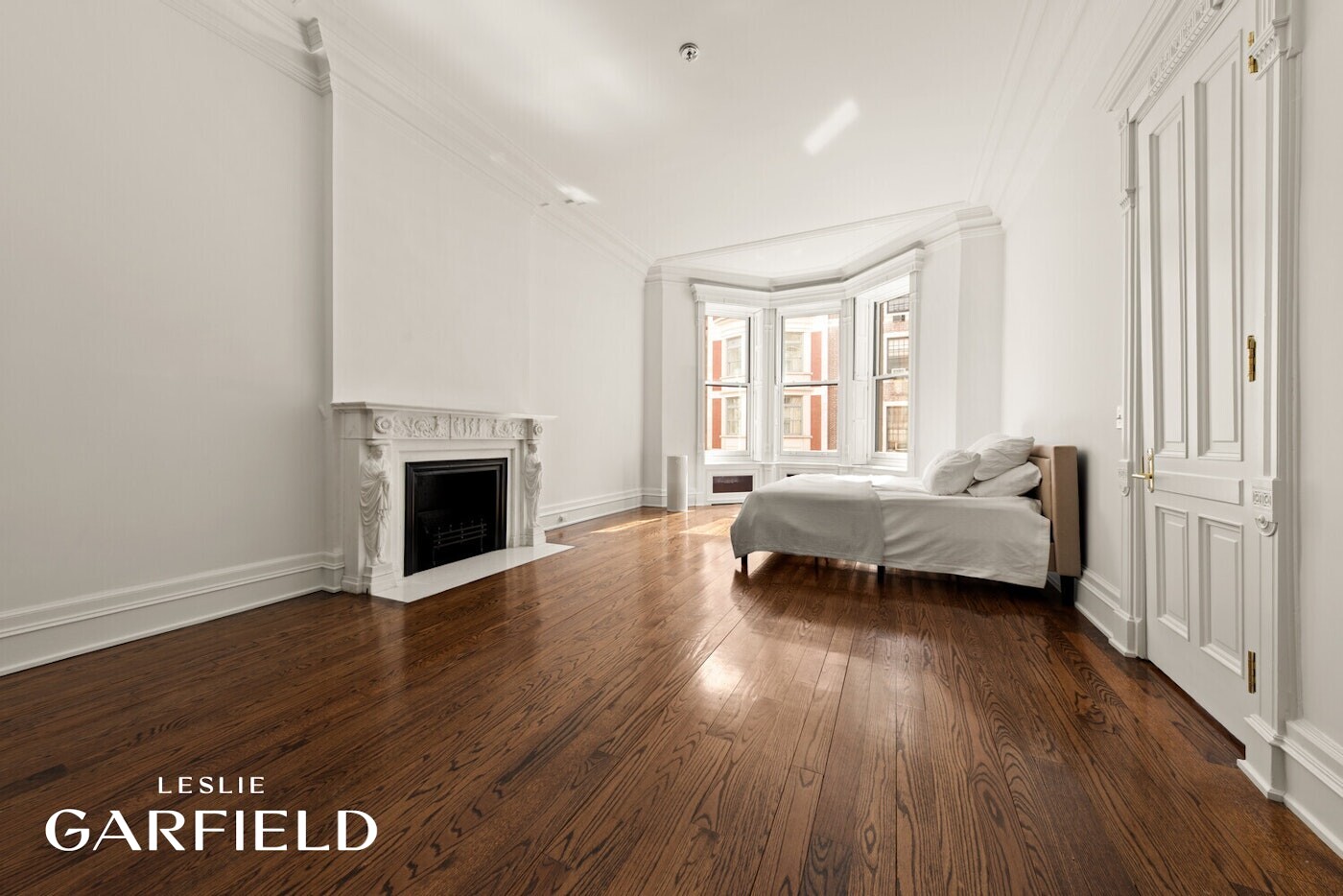 9 E 63RD Street