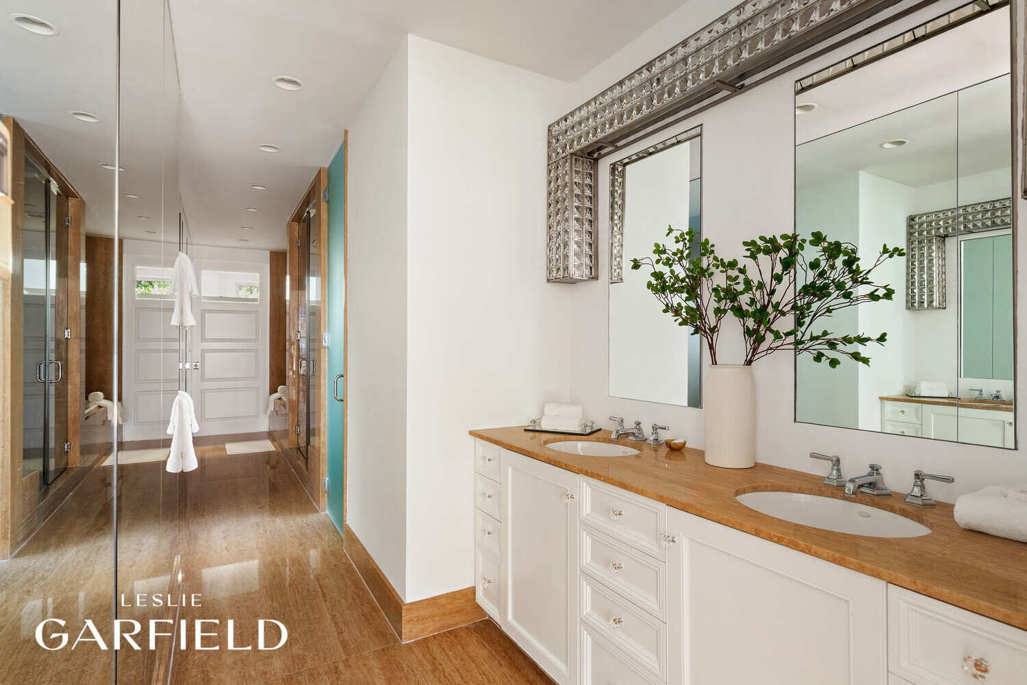 233 E 62ND Street