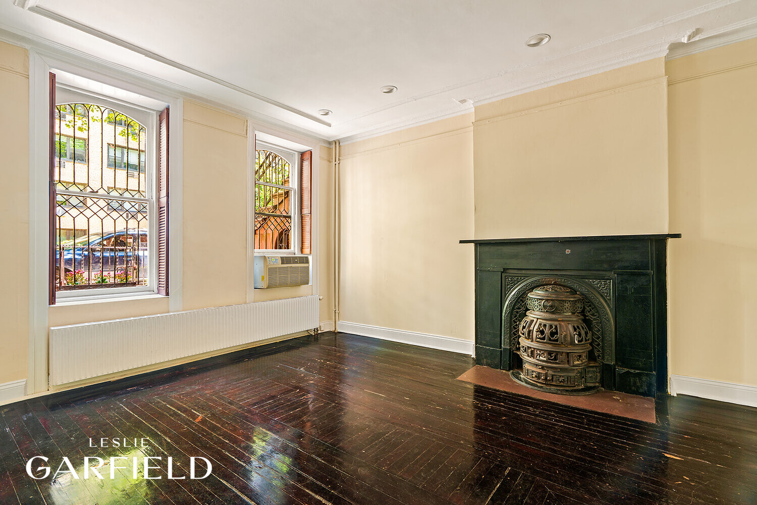 332 E 69TH Street