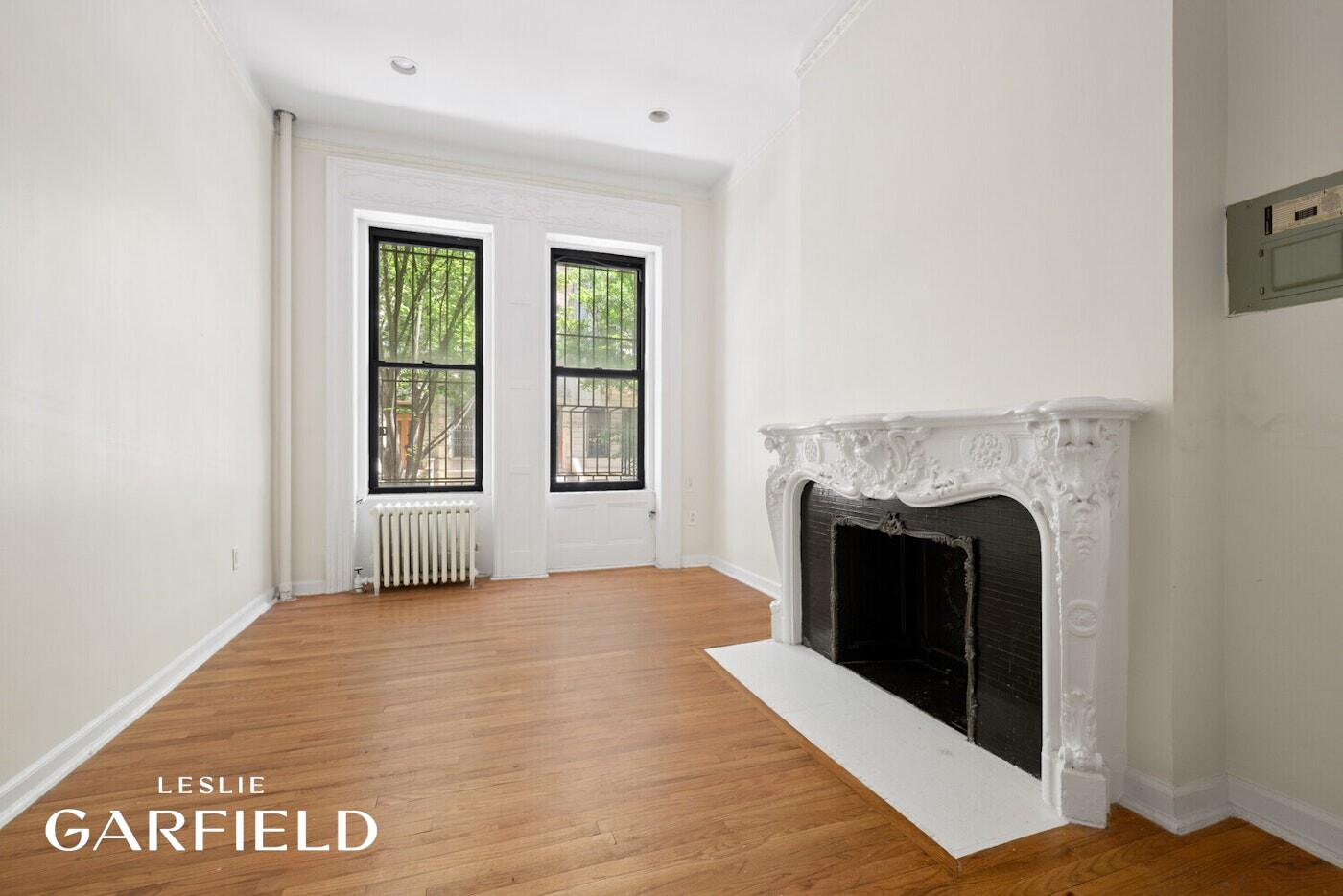 328 W 88TH Street