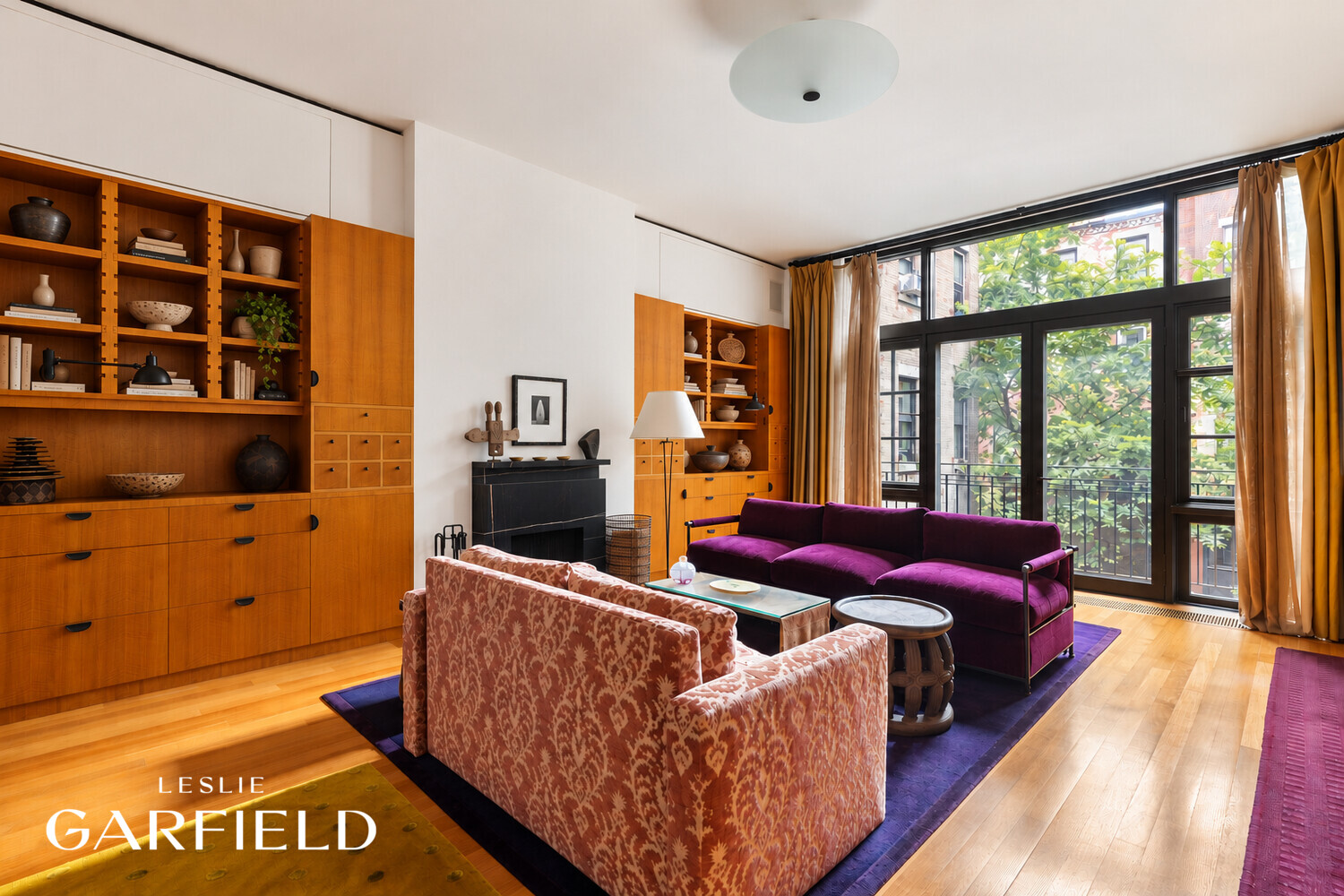 22 E 94TH Street