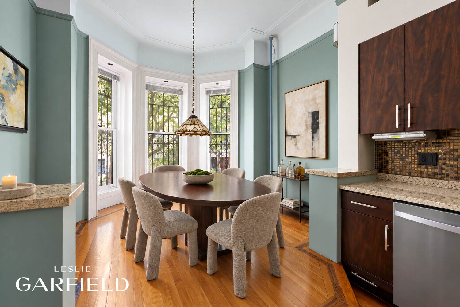 328 W 89TH Street