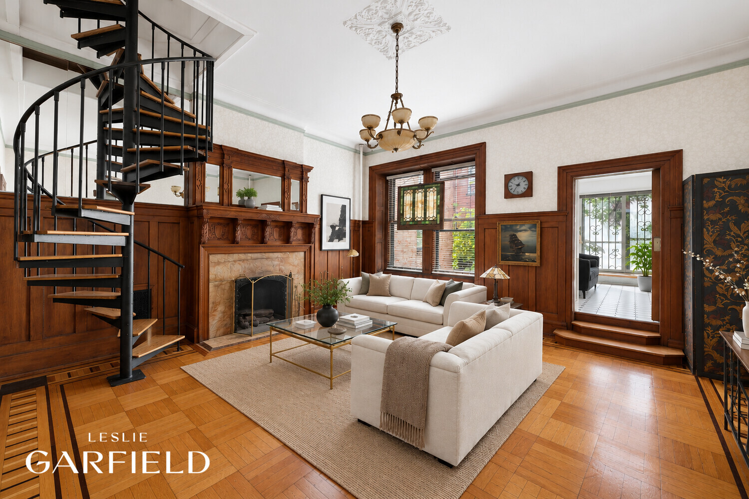 328 W 89TH Street