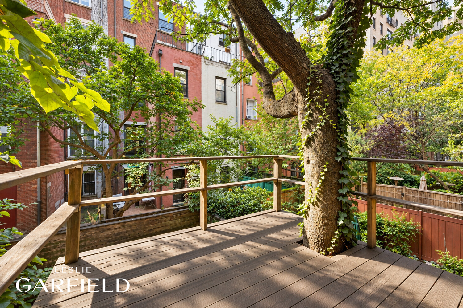 328 W 89TH Street