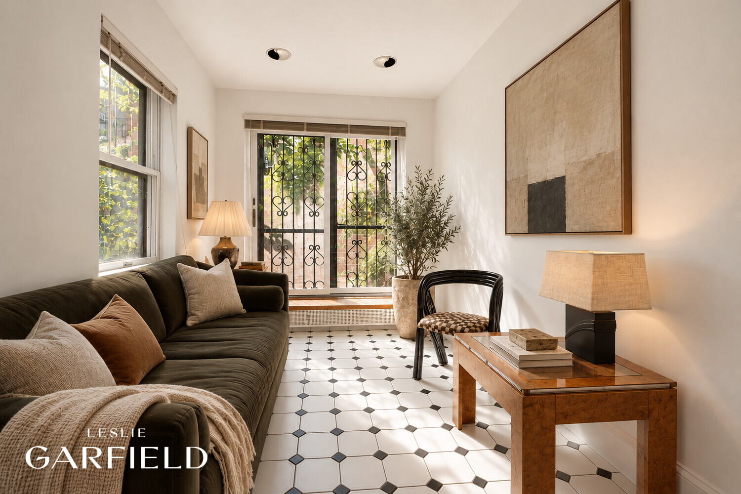328 W 89TH Street
