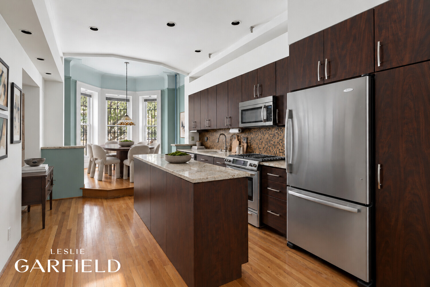 328 W 89TH Street