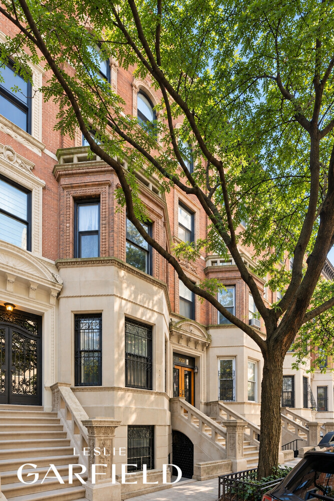 328 W 89TH Street
