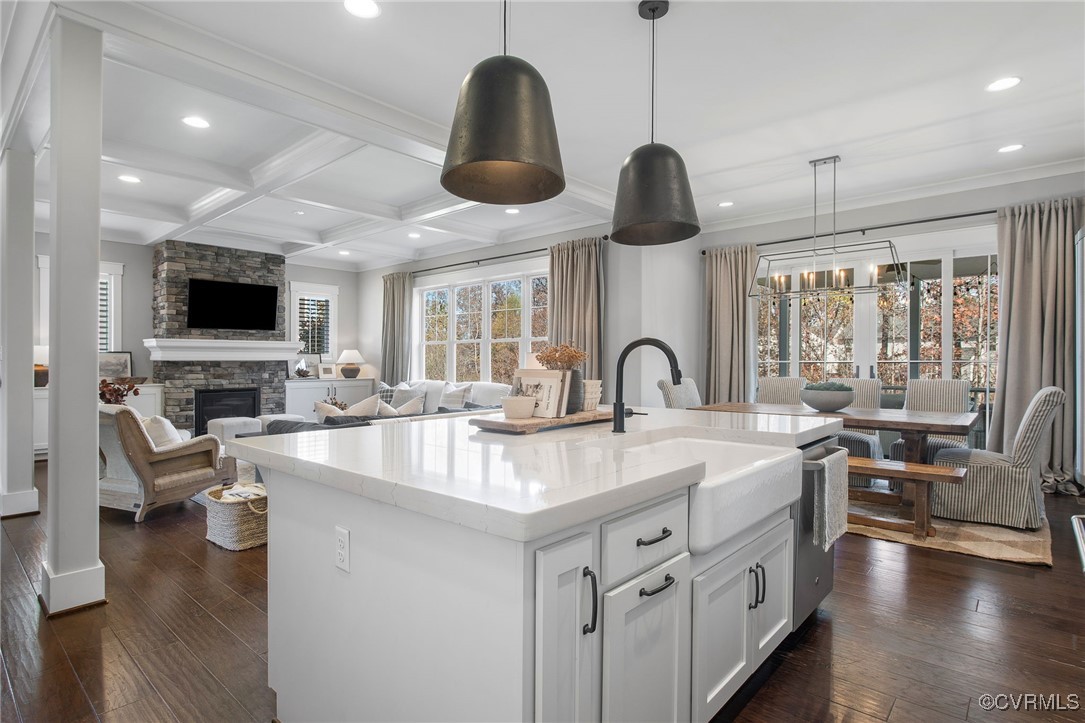 7625 Rock Cress Dr