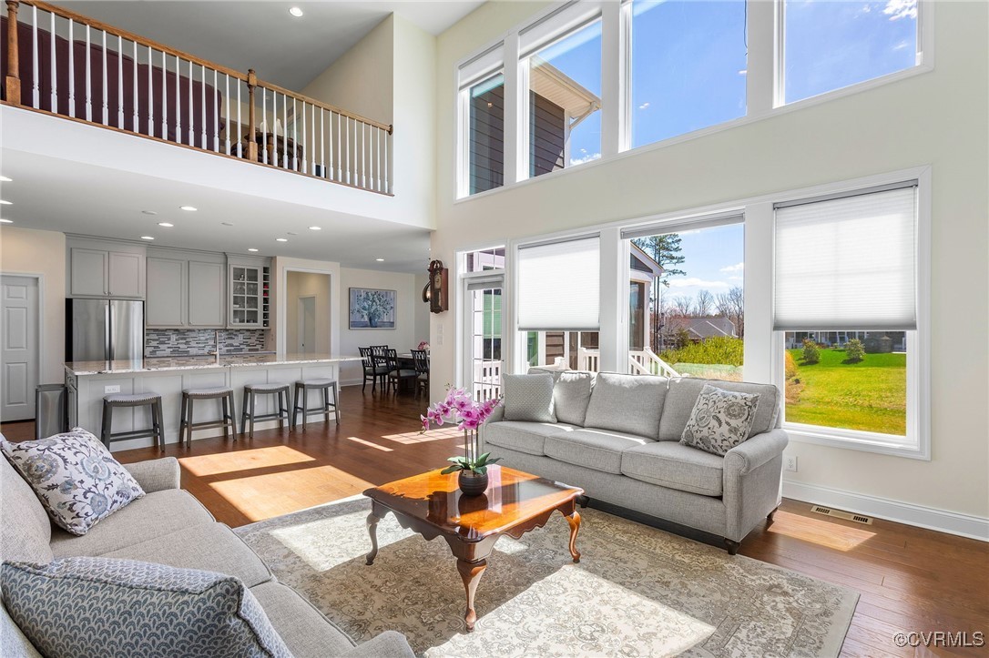 6637 Stonewolf Ct