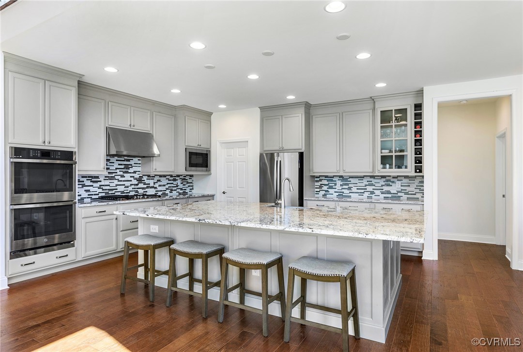 6637 Stonewolf Ct