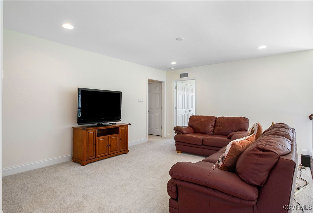 6637 Stonewolf Ct