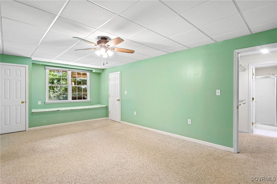 2103 Lakeview Dr