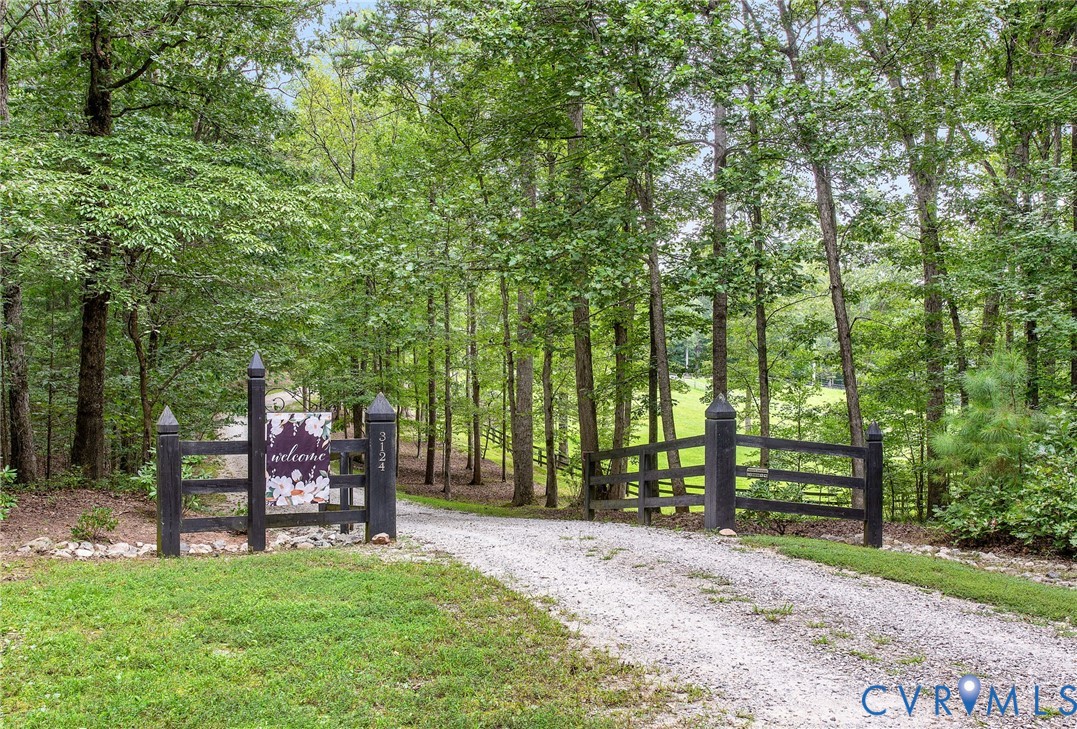 3124 Walnut Ridge Ln