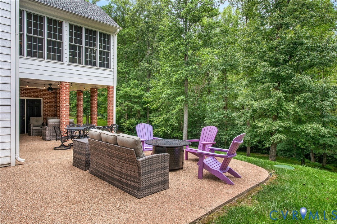 3124 Walnut Ridge Ln