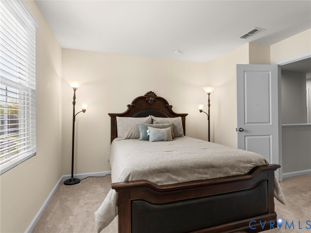 7600 Lawnbrook Dr