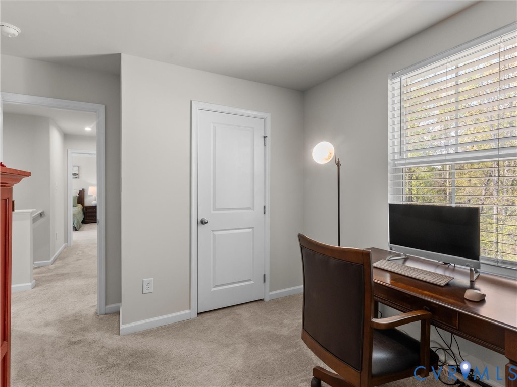 7600 Lawnbrook Dr