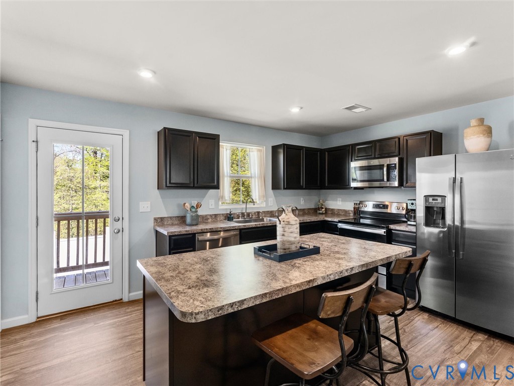 7600 Lawnbrook Dr