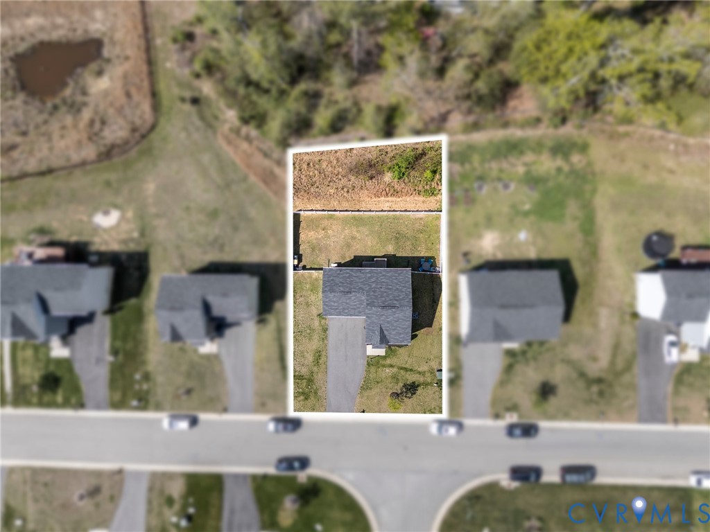 7600 Lawnbrook Dr