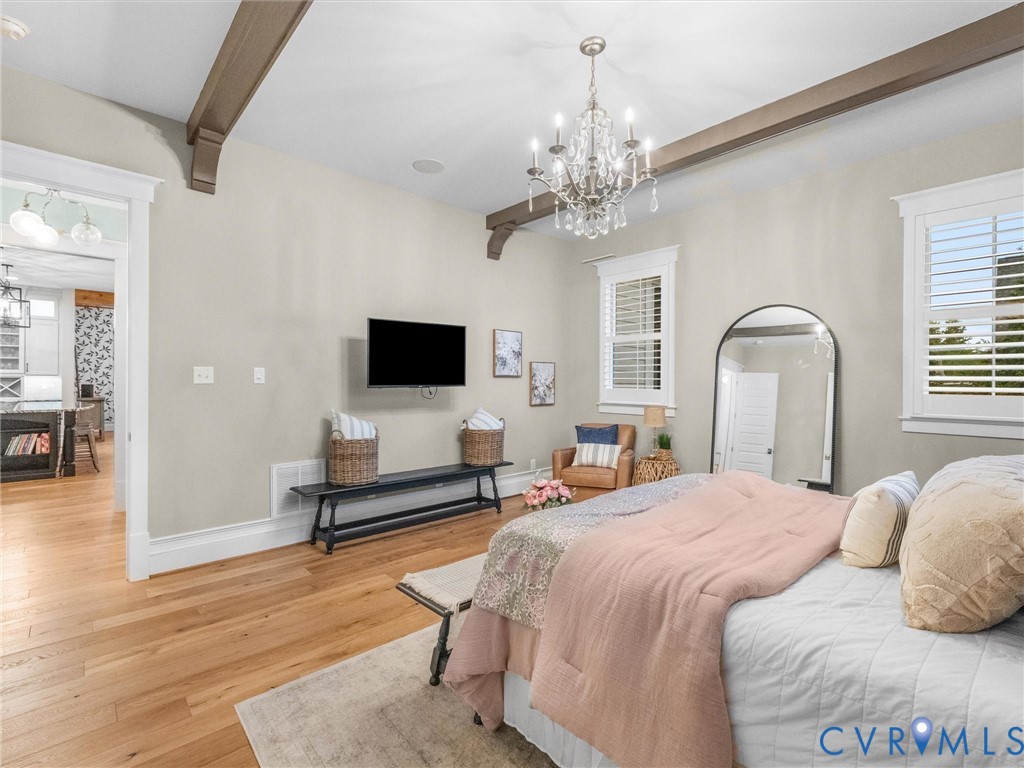 1719 Tulip Hill Dr