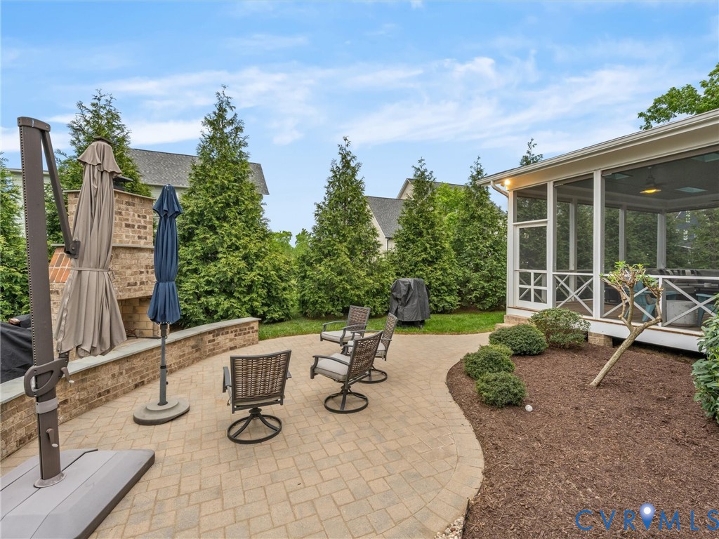 1719 Tulip Hill Dr