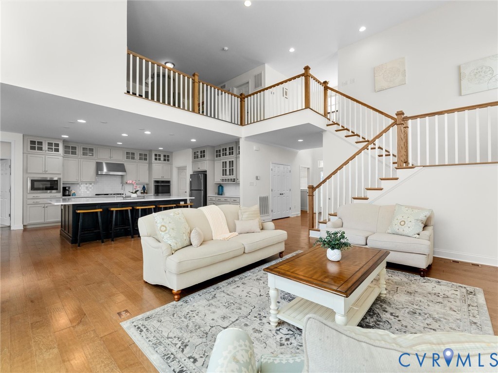 6642 Stonewolf Ct