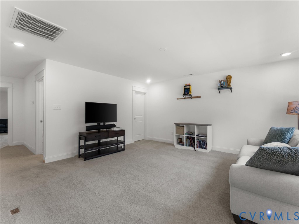 312 Randolph View Dr
