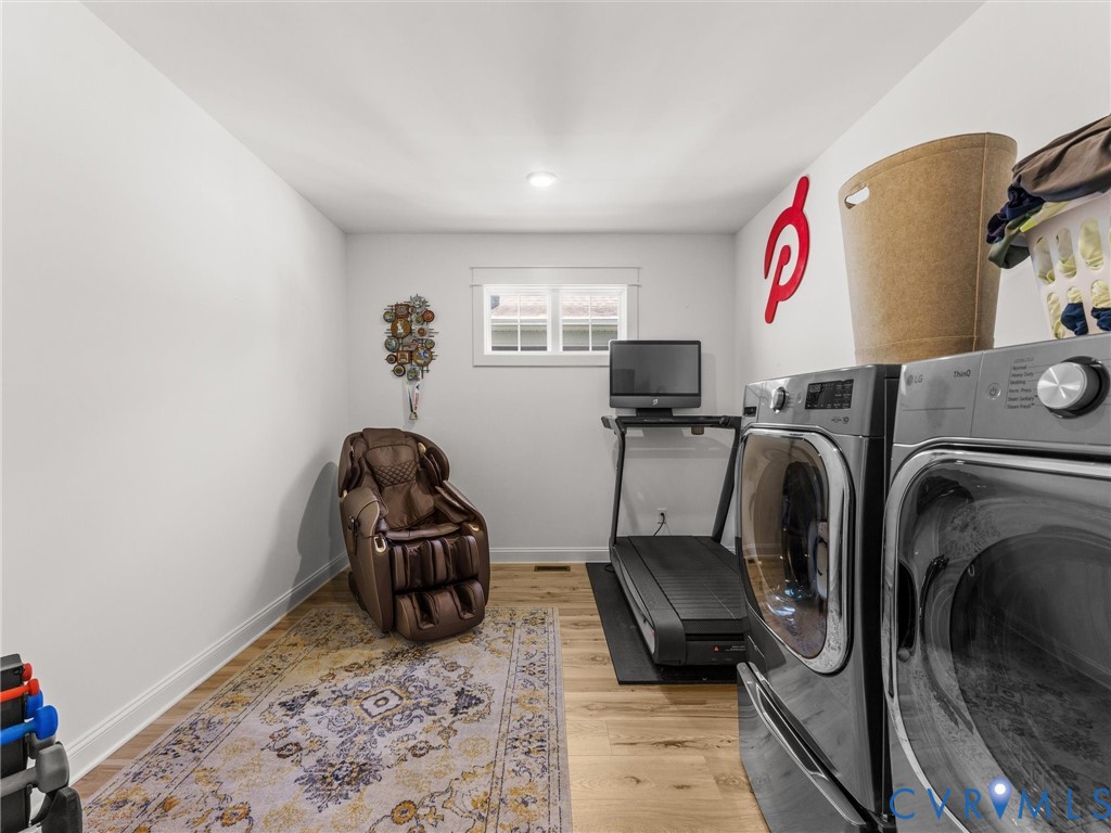 312 Randolph View Dr