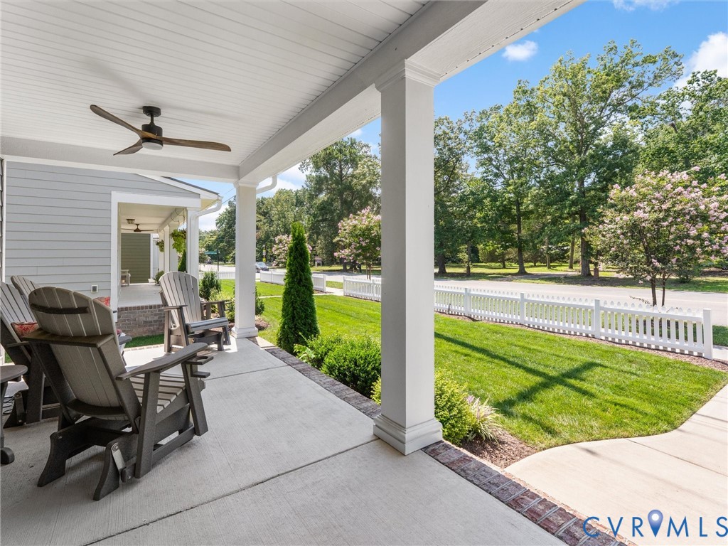 312 Randolph View Dr