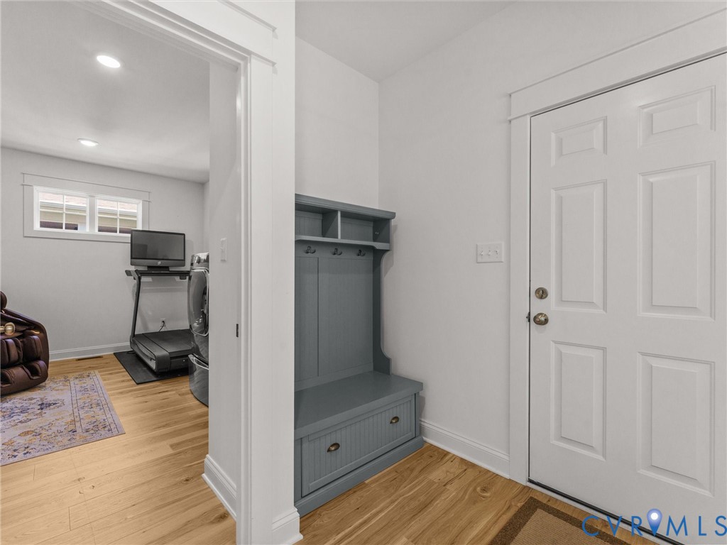 312 Randolph View Dr
