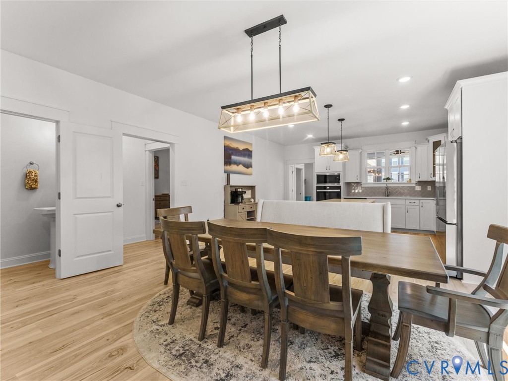 312 Randolph View Dr
