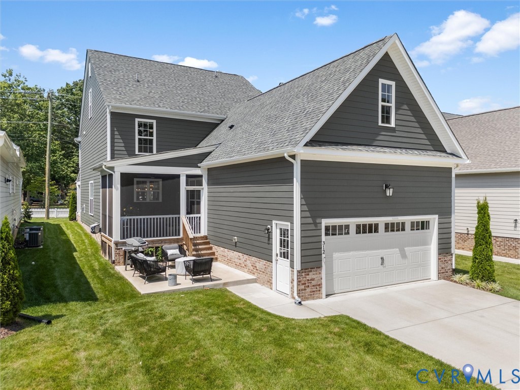 312 Randolph View Dr