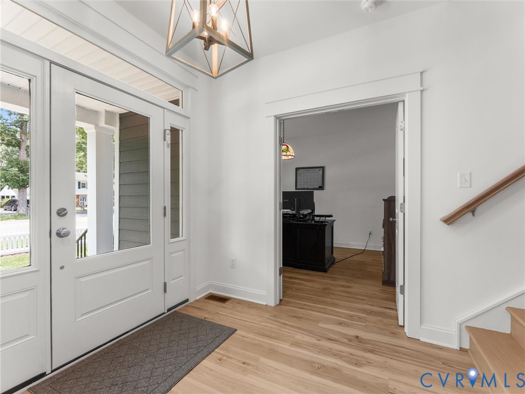 312 Randolph View Dr