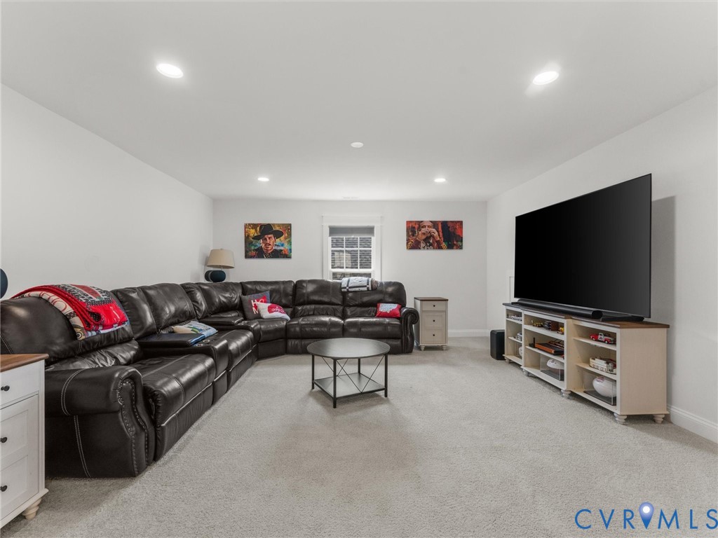 312 Randolph View Dr