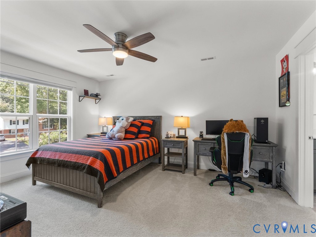 312 Randolph View Dr