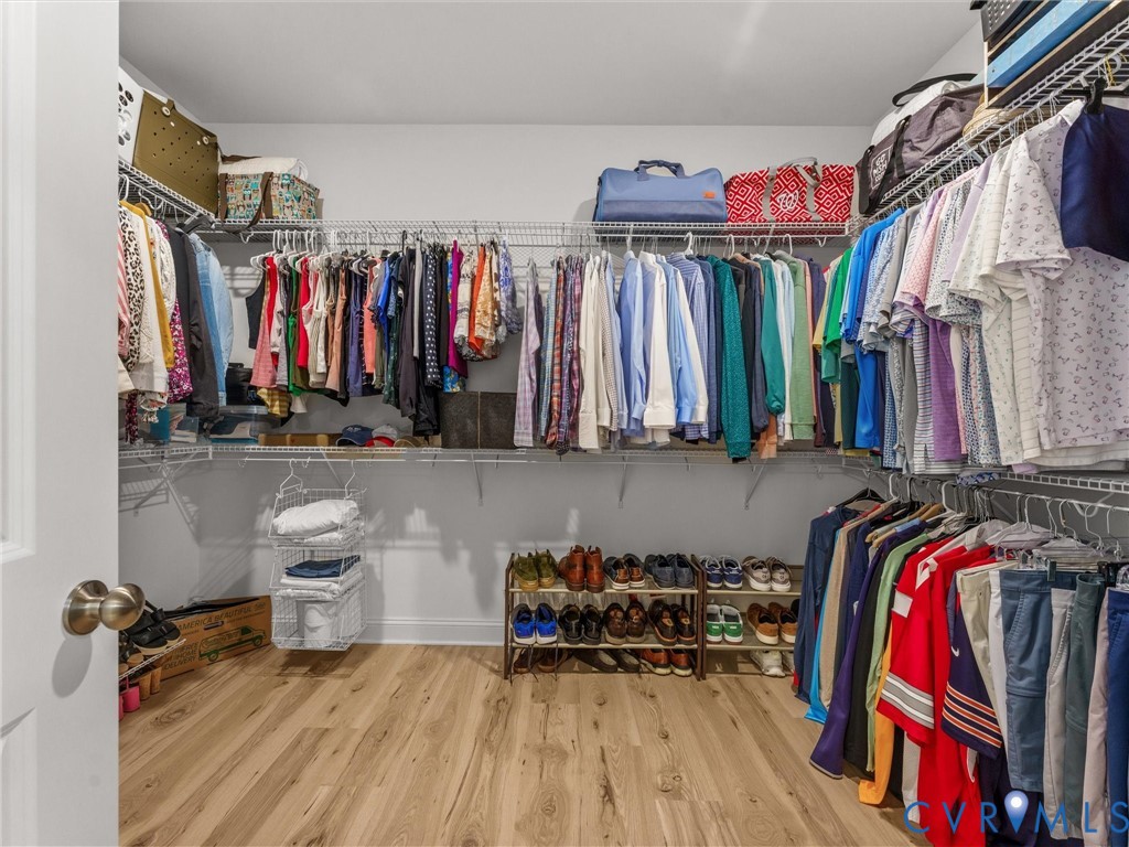 312 Randolph View Dr