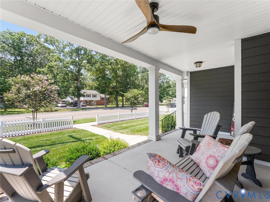 312 Randolph View Dr