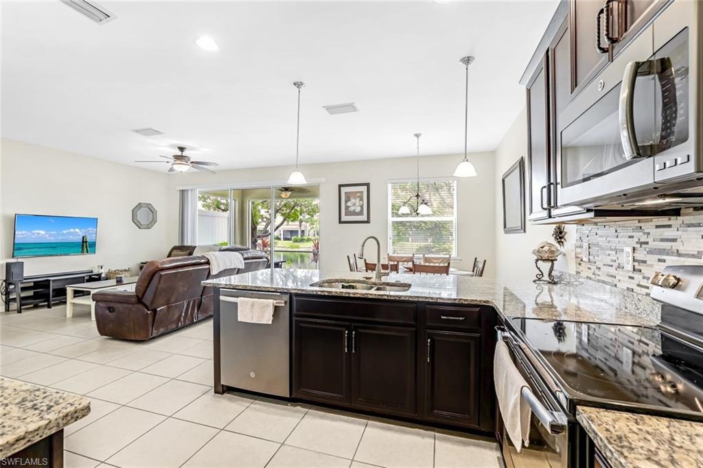 10825 Alvara WAY