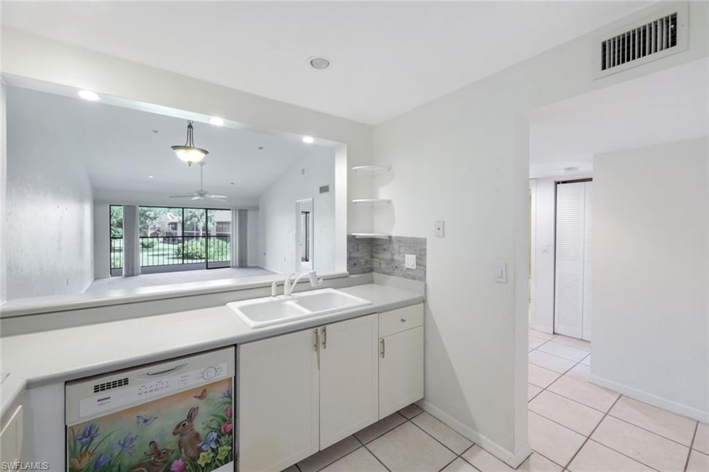1228 Commonwealth CIR # O203