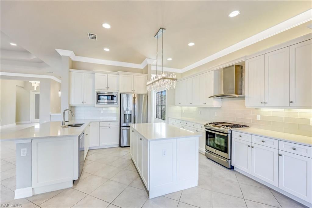 4426 Caldera CIR