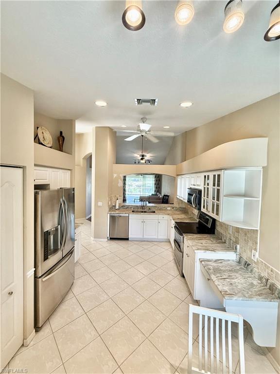 8440 Ibis Cove CIR B260