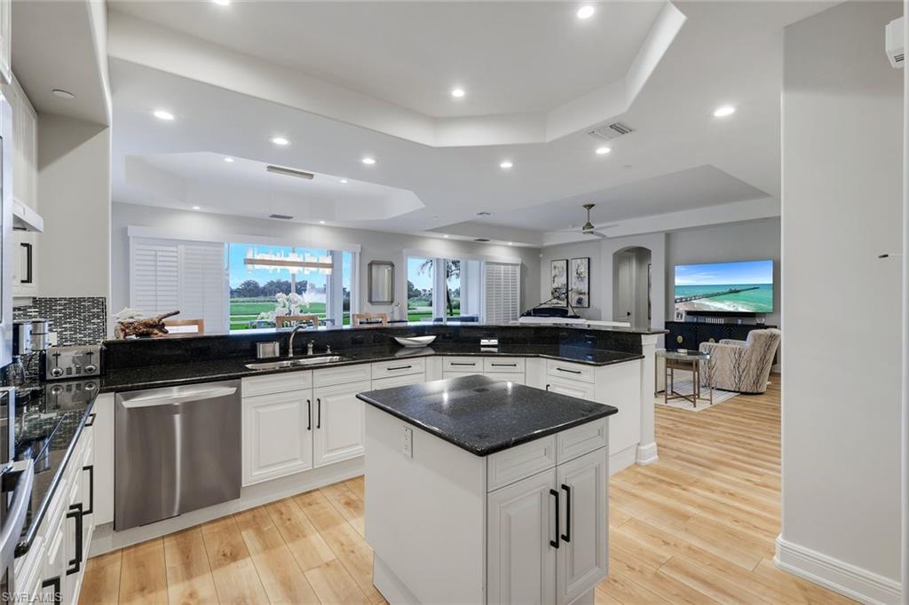 588 Avellino Isles CIR 20101