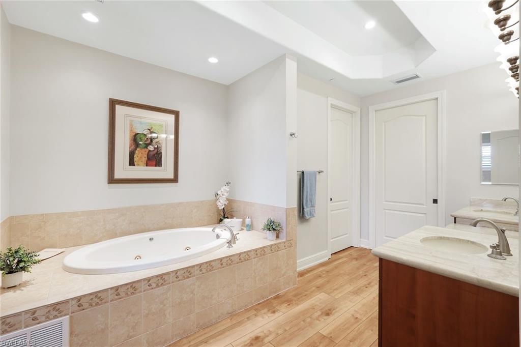588 Avellino Isles CIR 20101