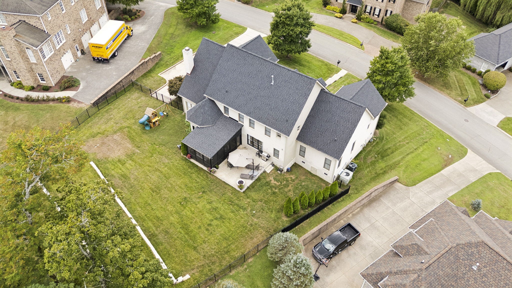 412 Sandcastle Rd