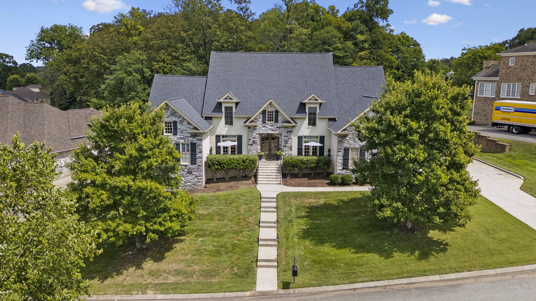 412 Sandcastle Rd