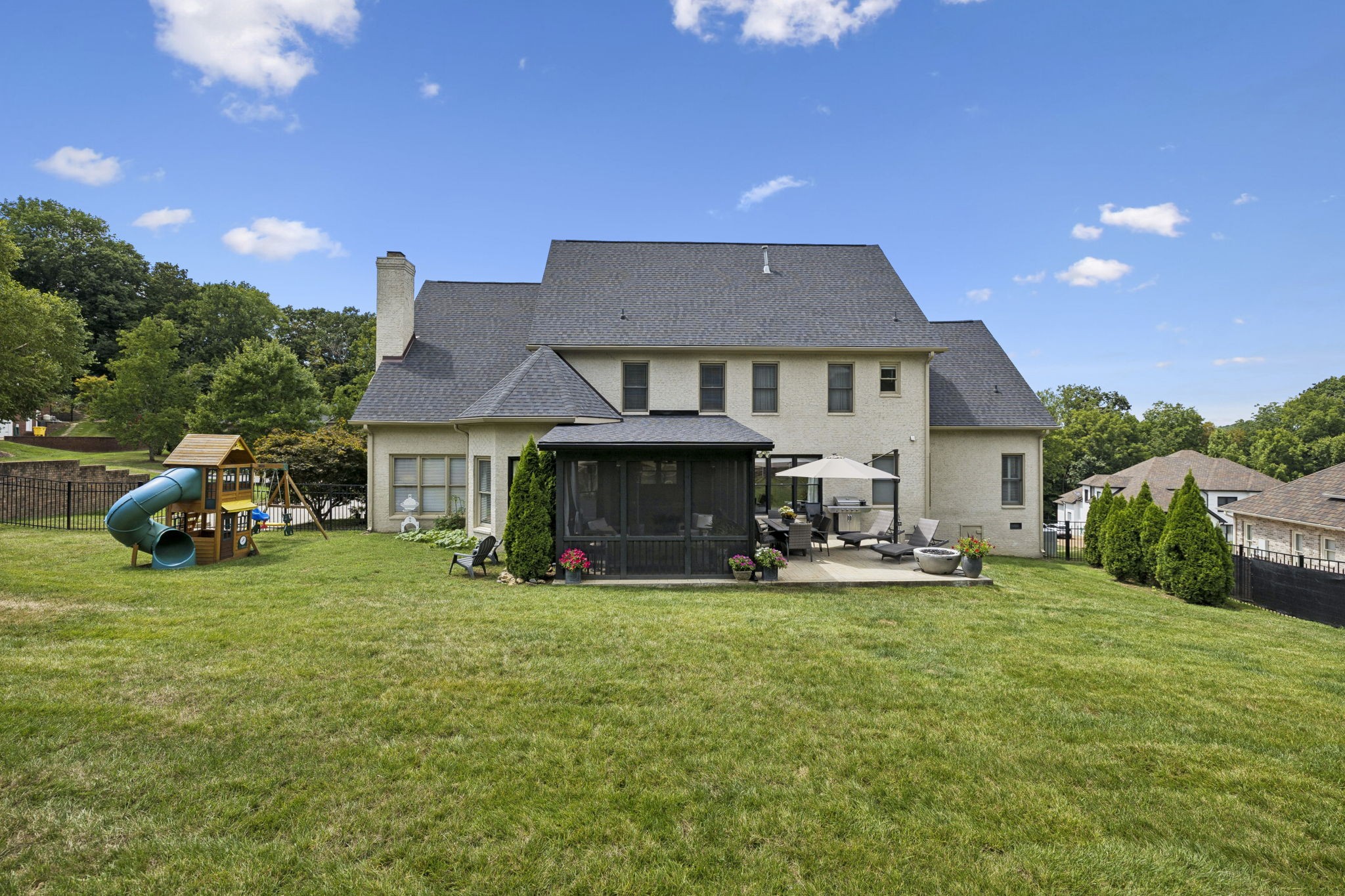 412 Sandcastle Rd