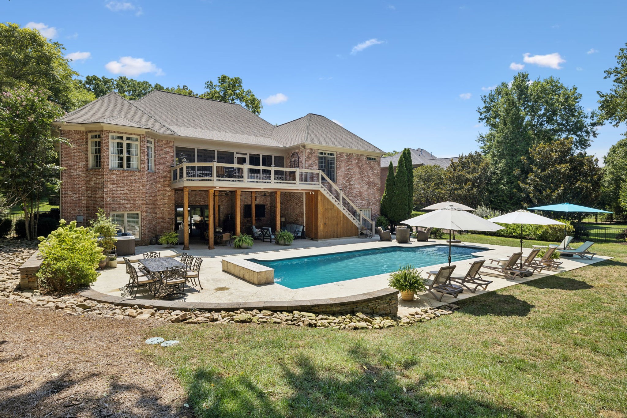 829 Highgrove Cir