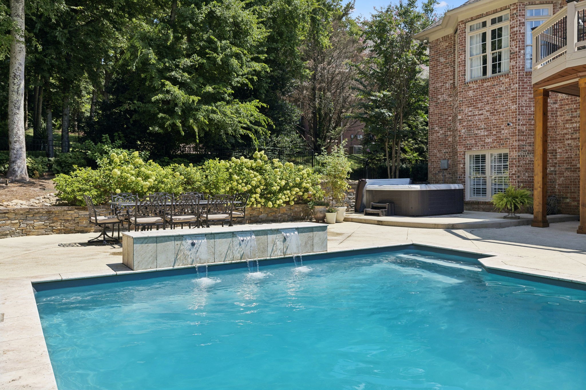 829 Highgrove Cir