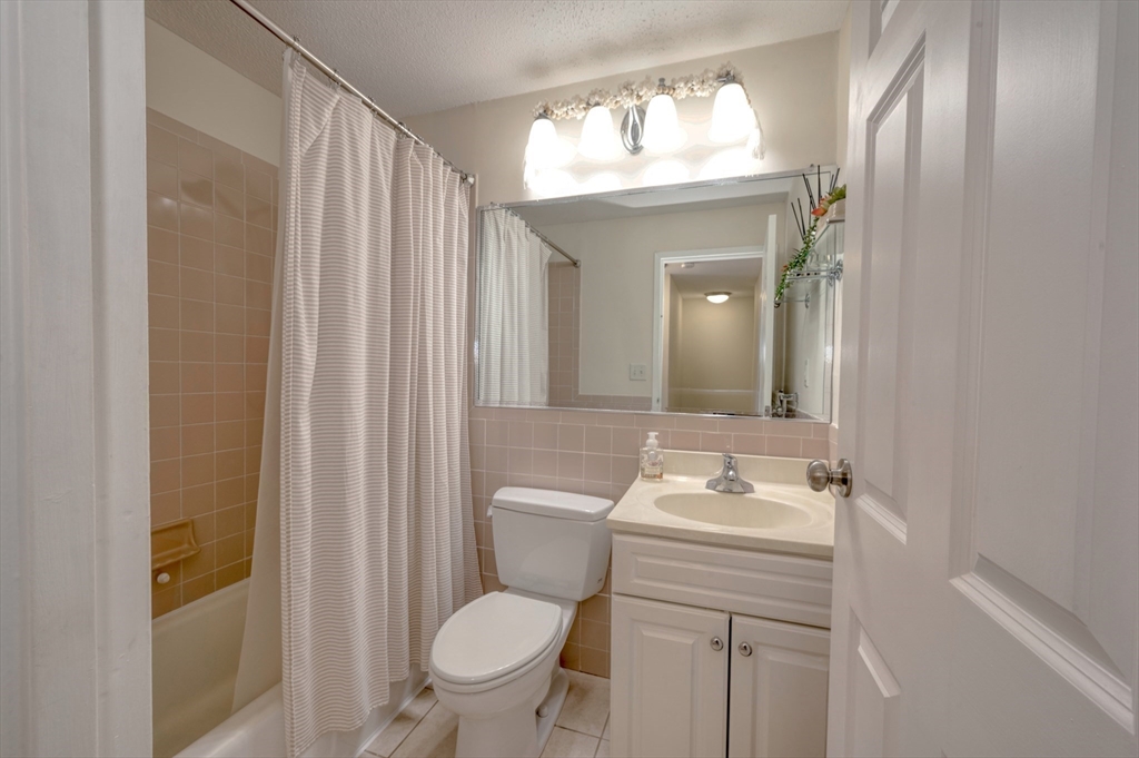 6 Adam St # 8